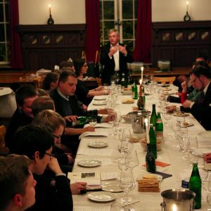 Weinprobe mit u.lb. AH Dr. Lothar Mahlberg — Bild 2